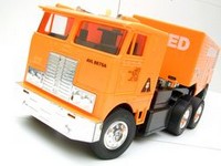 Pr�sentation du Nikko 18 Wheeler Allied Van Lines !