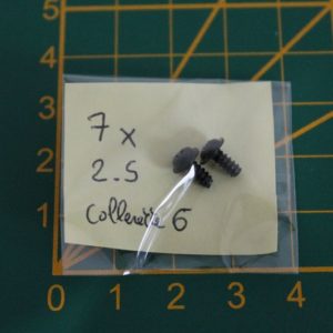 Lot de 2 vis 7x2,5 à collerette