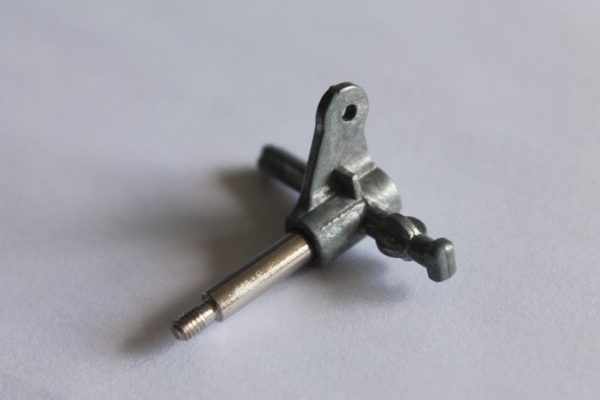 Pivot de roue avant droit pour Nikko Evolution 1/14