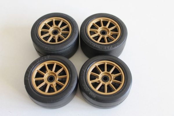 Roues "10 bâtons doré" pour Nikko Evolution 1/14 (Subaru Impreza)