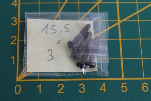 Lot de 4 vis 15.5x3mm