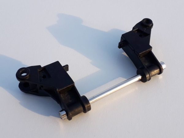 Train avant pour Nikko Turbo Panther Frame Buggy 1/16