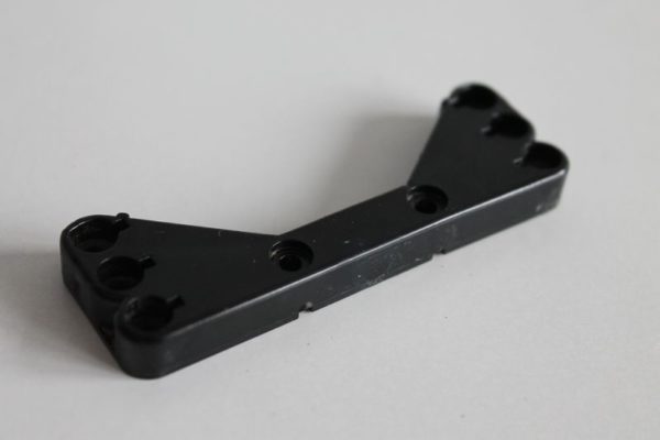 Support de chandelles arrière (3 positions) pour Nikko Super Evolution 1/10 2 roues motrices