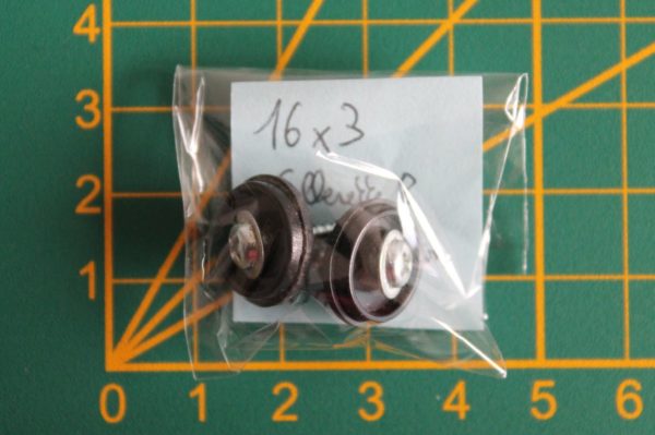 Lot de 2 têtes d'amortisseurs avant pour Nikko Truck 1/10 B (Brute, Monster, Wrangler, F150...)