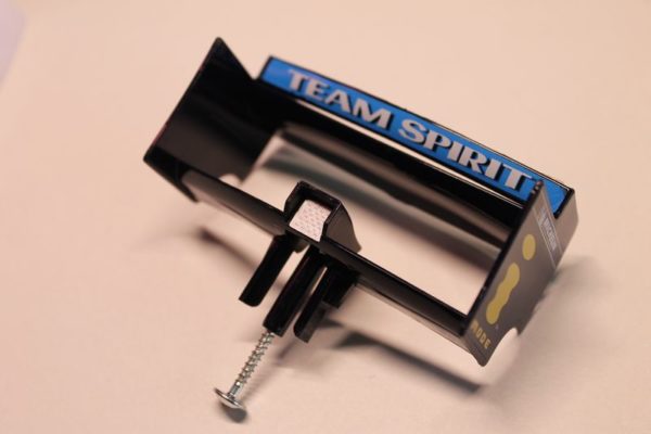 Aileron arrière "Renault F1" pour Nikko Formula Evolution 1/14