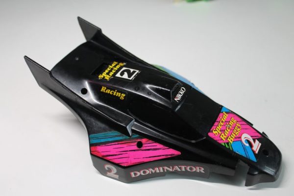 Carrosserie pour Nikko Dominator 2
