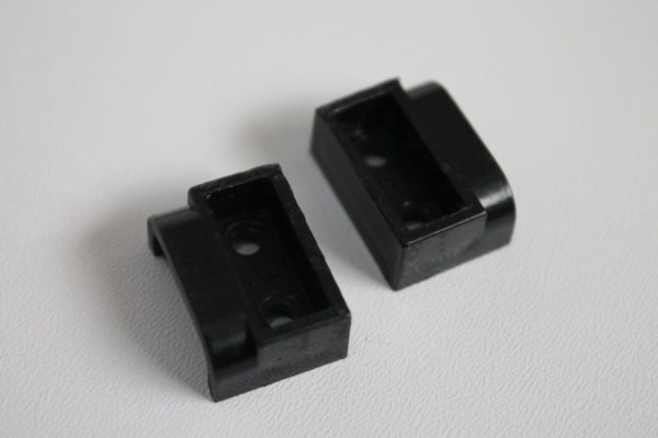 Fixations de trappe de batterie pour Nikko Off-Road Evolution 1/12