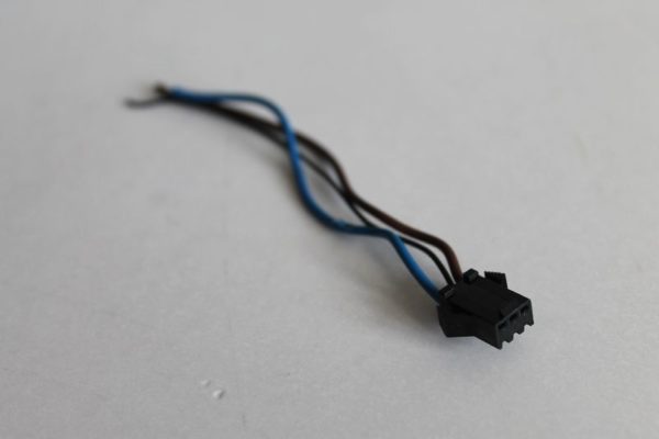 Connecteur de moteur mâle à 3 broches (coté châssis)