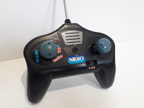 Télécommande 40 MHz ABC pour Nikko Brute 1/10 avec antenne