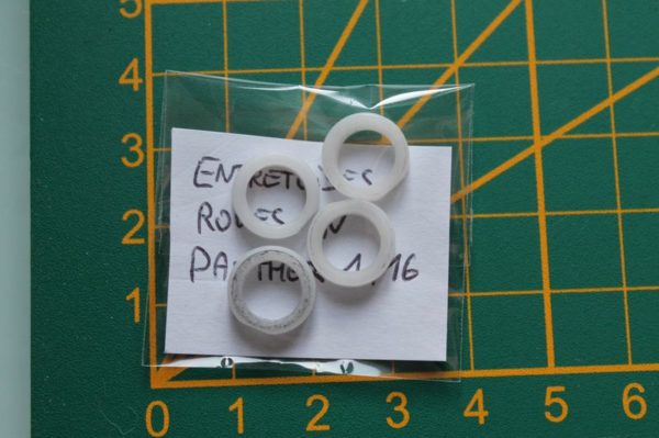Paliers de roue avant pour Nikko The Panther 1/16 Evo Pro-Line