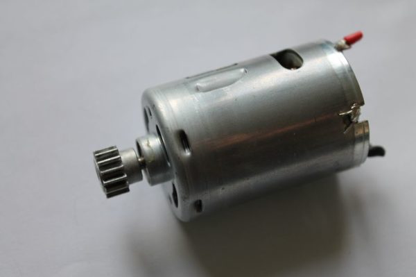 Moteur pour Nikko The Panther 1/16 Evo Pro-Line