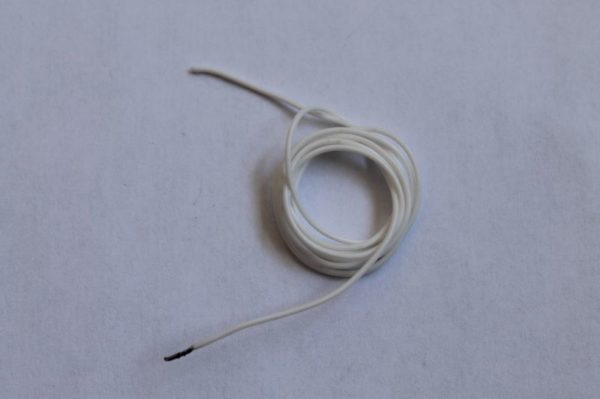 Fil d'antenne blanc pour véhicules Nikko