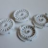 Enjoliveurs "blancs 17 batons" pour Nikko Street Cars 1/16 – Image 3