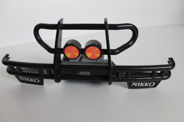 Pare choc avant pour châssis Nikko Truck 1/10 A
