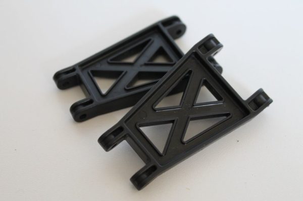 Triangles de suspension arrière pour Nikko Dictator (toutes versions)