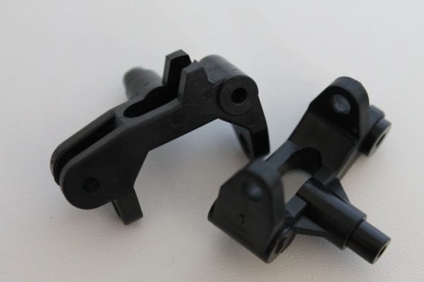 Etriers avant pour Nikko Dictator 3, 5, 7