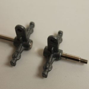 Pivots de roues avant pour Nikko 1/14 Elite Truck