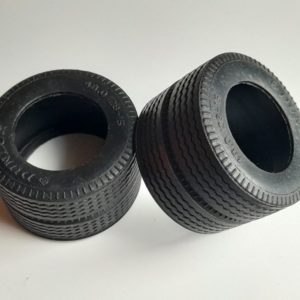 Pneus doublés pour Nikko Super Tanker ou 18 Wheeler